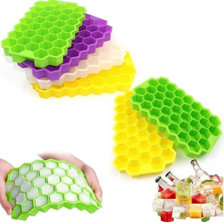 Buy 1 Get 1 Free 🎉Silicon Ice Cube Tray With Lid | 36-Cube Honeycomb Shape Ice Mold